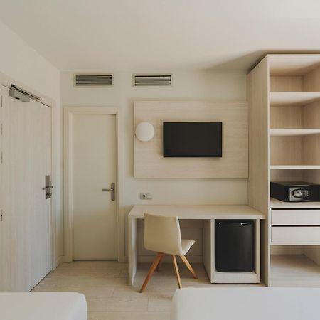 Hotel Mediterraneo ロザス エクステリア 写真